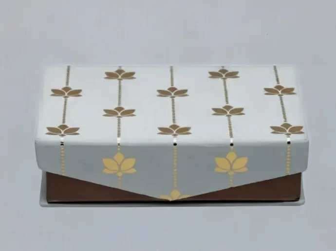 6 CAVITY MAGNET BOX /150 GRAMS